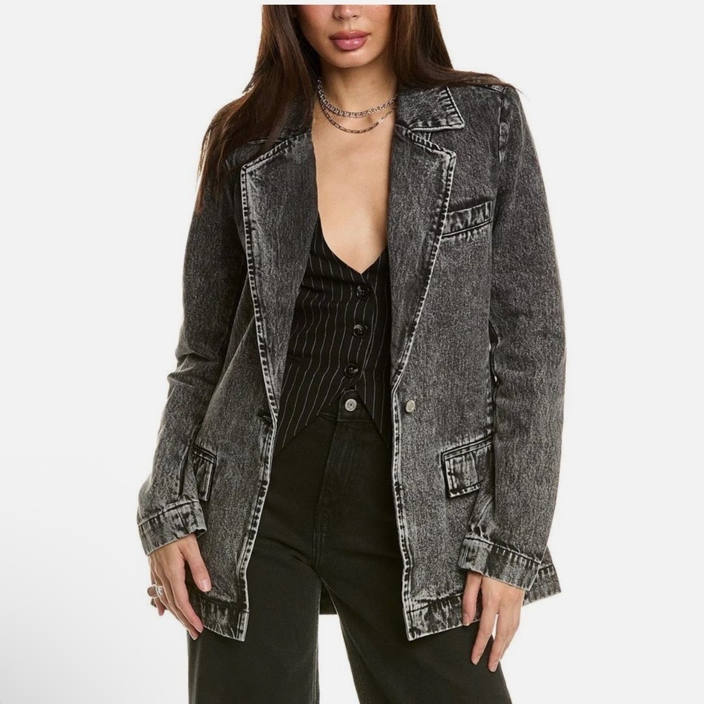 NWT WeWoreWhat Baw Black‎ Acid Wash Denim Blazer, Size Medium